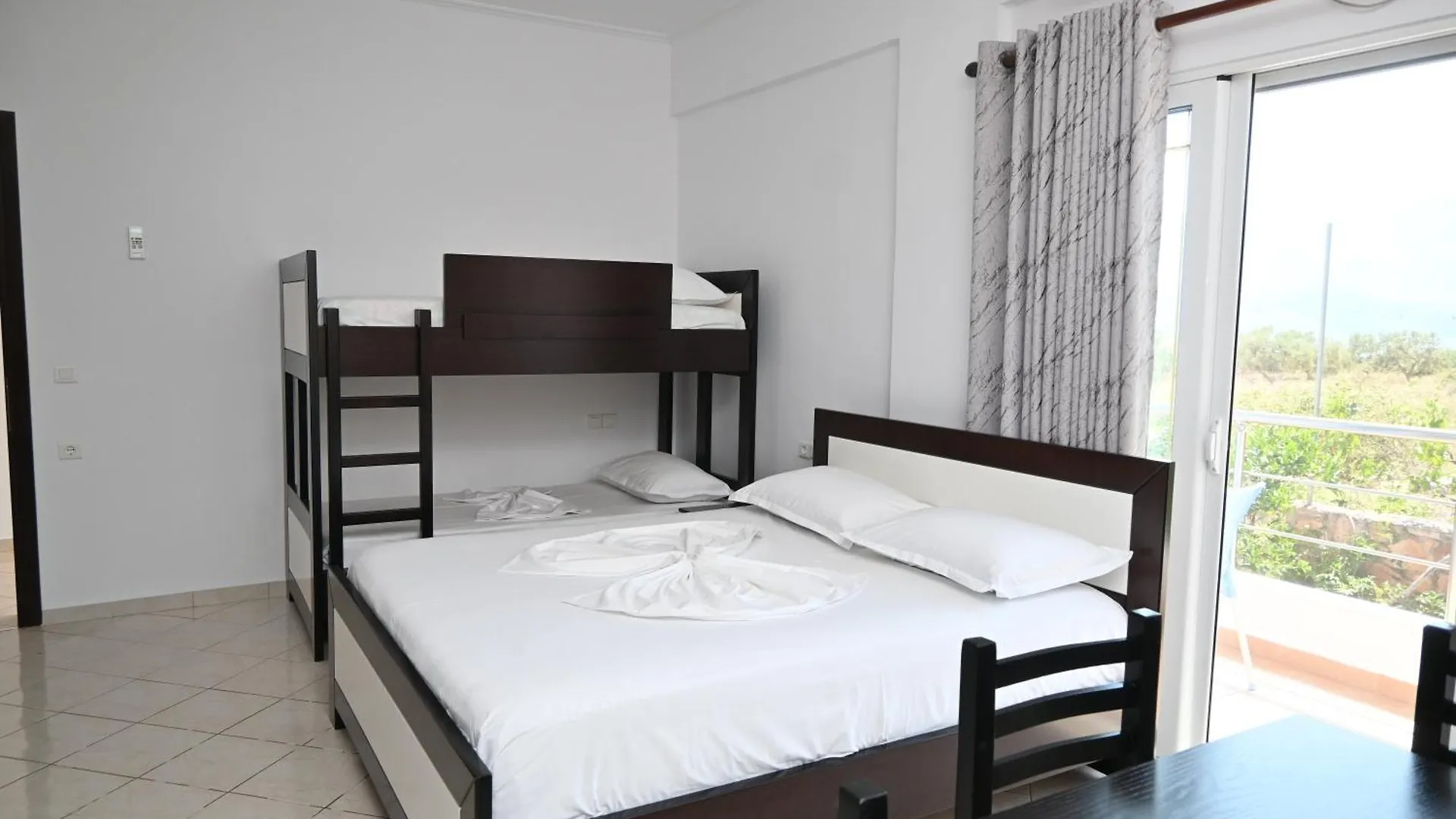 Pensionat Vila Zeka Ksamil
